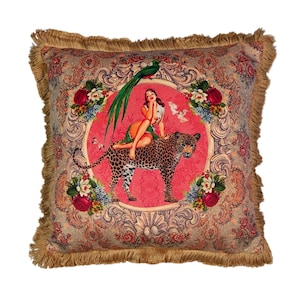 Cheetah cushions, maximalist decor, pin up decore, unique throwpillows, eclectic home decore, fringed throwpillows, vintage decore
