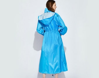 Minerva Raincoat - Elegant, breathable, figure-hugging rain poncho/rain cape/rain jacket (for cycling/hiking/everyday life)