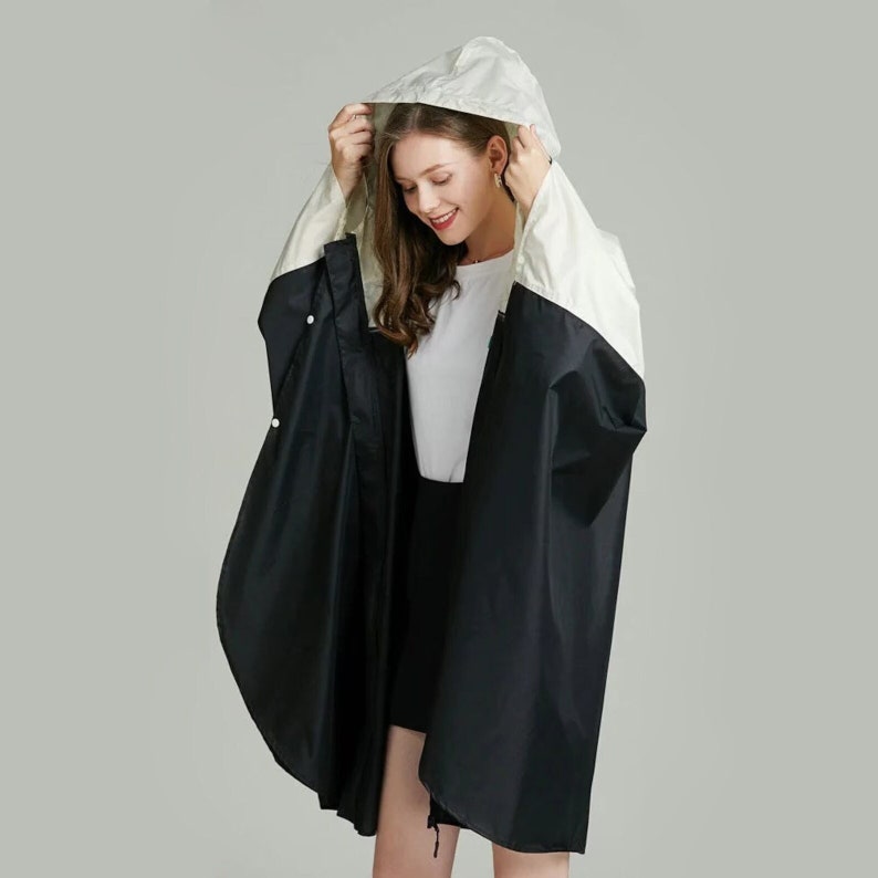 Alcyone Rain Poncho Elegant, breathable, figure-hugging rain poncho/rain cape/rain jacket for cycling/hiking/everyday life image 1