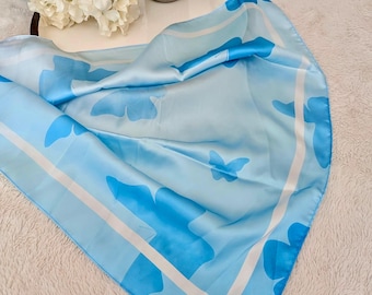 Écharpe en satin bleue inspirée de BTS HYYH : accessoire de mode K-Pop