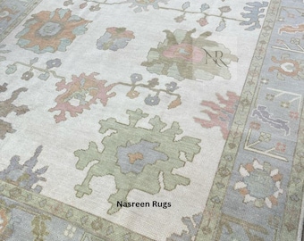 Vintage Turkish Oushak Rug 8x10-9X12 Modern Beige Hand knotted Fine wool Rug for living room.