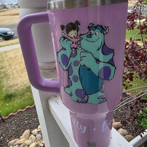 Vaso Stanley inspirado en Monsters Inc. de Disney Pixar - POR FAVOR LEA LA DESCRIPCIÓN imagen 11