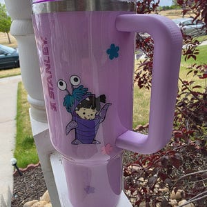 Vaso Stanley inspirado en Monsters Inc. de Disney Pixar - POR FAVOR LEA LA DESCRIPCIÓN imagen 14