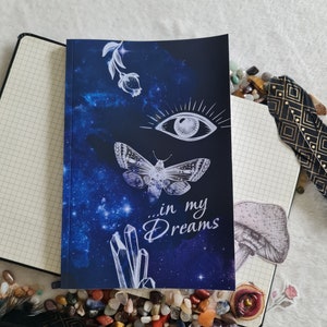 Notizbuch Träume / Tagebuch Motte Auge Galaxy