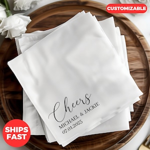 Aangepaste cocktailservetten, elegante cheers-servetten voor huwelijksreceptie, aangepaste servetten feestdecoratie, aangepaste trouwdatum en namenservetten