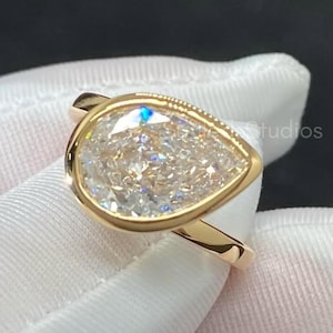 3 CT East West Pear Cut Moissanite Diamond Engagement Ring 14k Solid Gold Curved Band Bezel Set Wedding Ring Anniversary Gift Ring for Women