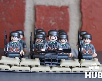 WWII German Army Inspired Minifigures - WWII Military Squad