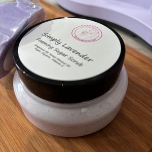 Lovely Lavender Foaming Sugar Scrub