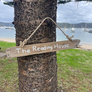 Personalised Handcrafted Driftwood Signs | Beach House Decor | Boho Coastal Driftwood House Sign