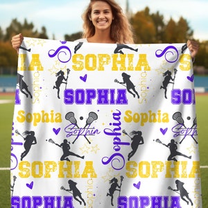 Lacrosse Girl Personalisierte Decke, individuelle Mädchennamencollage mit Lacrosse-Muster, individuelles Geschenk für Lacrossespieler, passender Teamüberwurf