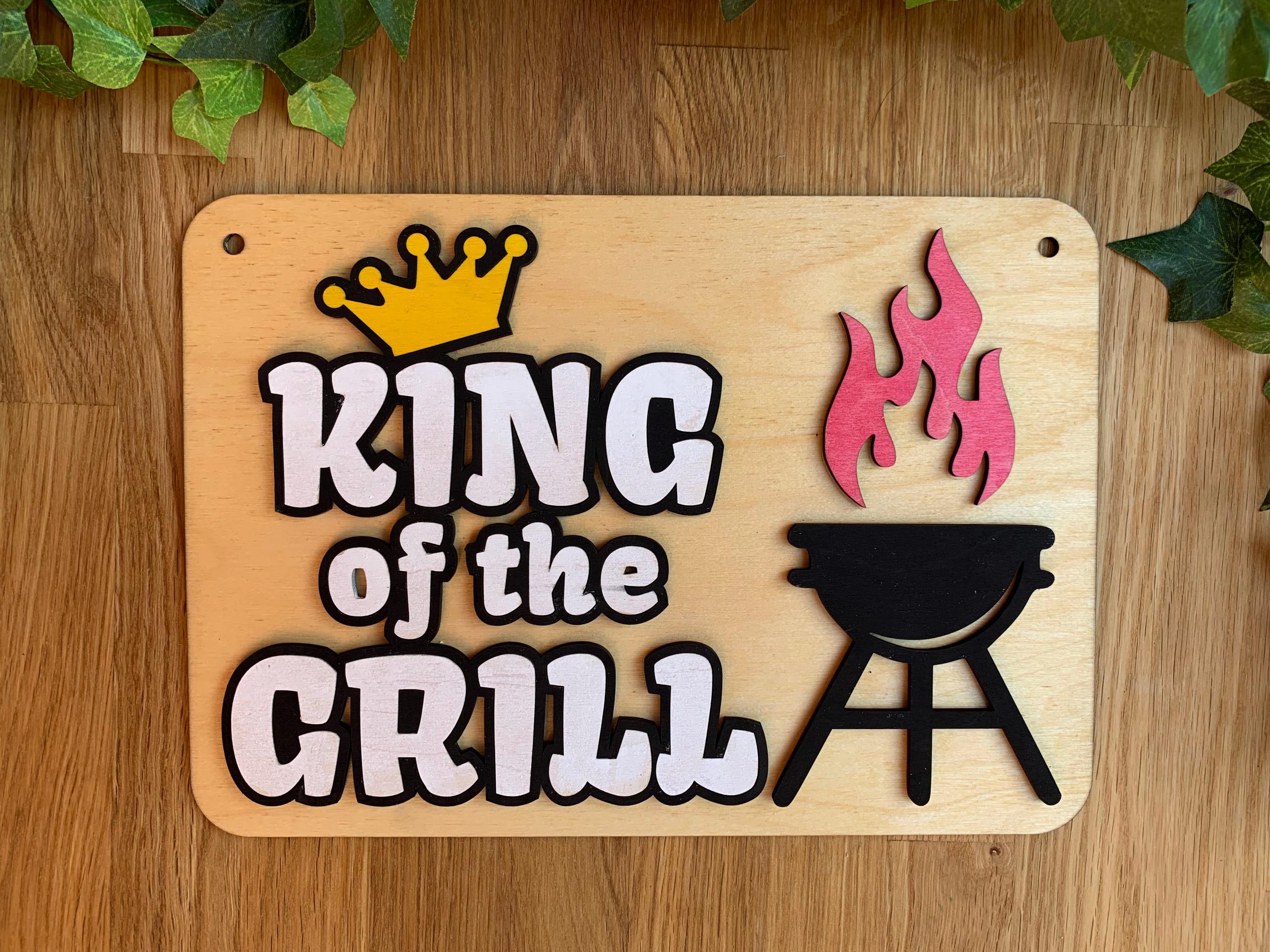 Blechschild King Of Grill Gewölbt 20x30 Cm – Witziger Grillspruch Als Deko Oder Geschenk, Made In Germany