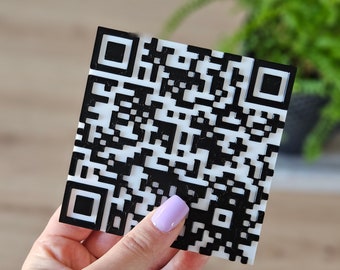 QR code | 3D printed | plastic