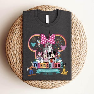 Maglietta Disney Trip, il posto più felice della Terra, maglietta di Topolino, maglietta Disney Friends, maglietta Disney Lovers, maglietta coordinata Disney Family, maglietta personalizzata