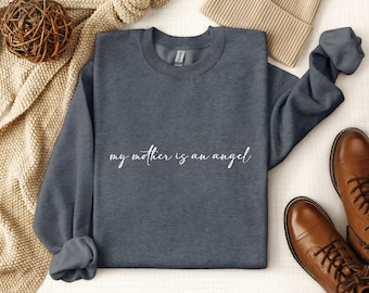 Maglietta minimalista "Mia madre è un angelo" - Regalo per la festa della mamma, Regalo per la mamma, Maglietta per la mamma, Magliette per la mamma, Regalo per il capo, Maglietta per neomamma, Vita da mamma