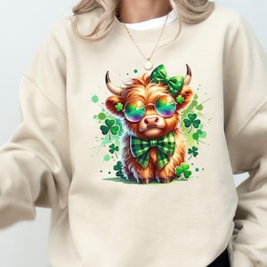 St Patricks Day Cow Sweatshirt, Funny St Patricks Day Shirt, Lucky Cow Shirt, Irish Sweater, Cow Lover Gift, Shamrock Cow Shirt, Cow Sweater