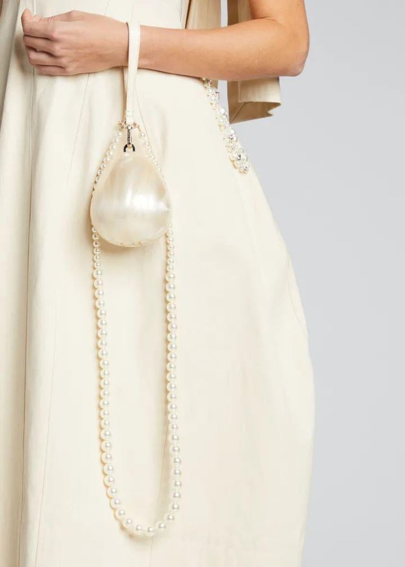 Pearl Drop Clutch Bag 
