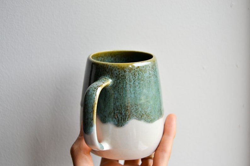 10 oz/300 ml Stoneware Green Mug, Ceramic Mug with Handle, Stoneware Tea Tumbler with Drippy Glaze, Modern Coffee Mug image 5