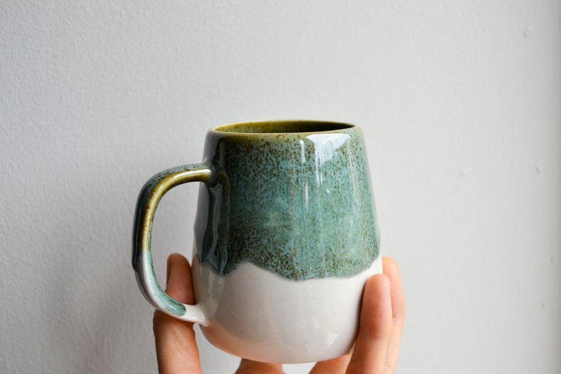 10 oz/300 ml Stoneware Green Mug, Ceramic Mug with Handle, Stoneware Tea Tumbler with Drippy Glaze, Modern Coffee Mug image 3