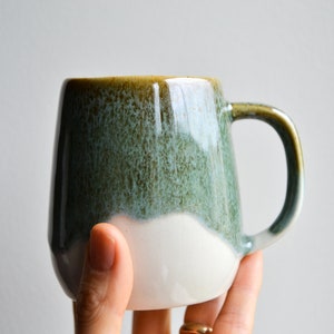 10 oz/300 ml Stoneware Green Mug, Ceramic Mug with Handle, Stoneware Tea Tumbler with Drippy Glaze, Modern Coffee Mug image 1