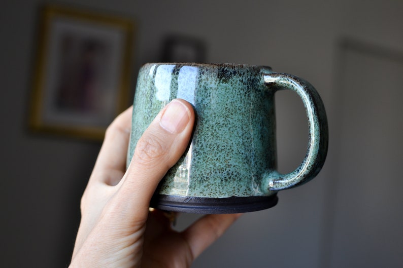 Handcrafted Black Stoneware Pottery Mug in Emerald Green, Ceramic Tumbler for Tea/Drip Coffee/Americano/Latte/Cappuccino, Cup with Handle image 9