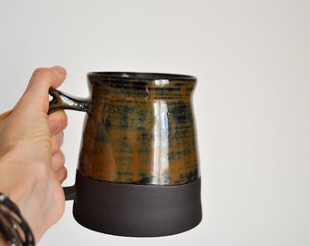 16 oz/ 470 ml Large Ceramic Mug with Antique brown glaze, Black Stoneware Mug with thumb rest, Ceramic Beer Stein, Large Coffee/Tea/Beer Mug