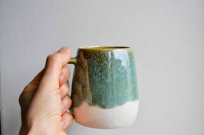 10 oz/300 ml Stoneware Green Mug, Ceramic Mug with Handle, Stoneware Tea Tumbler with Drippy Glaze, Modern Coffee Mug image 6