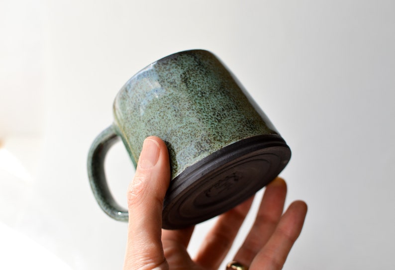 Handcrafted Black Stoneware Pottery Mug in Emerald Green, Ceramic Tumbler for Tea/Drip Coffee/Americano/Latte/Cappuccino, Cup with Handle image 3