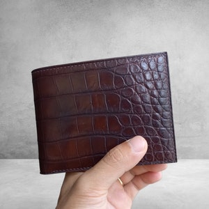 Carteira de couro de jacaré/Carteira personalizada para homens/Carteira de couro marrom/Presente de aniversário para ele/Carteira masculina/Carteira personalizada/Presente para o pai