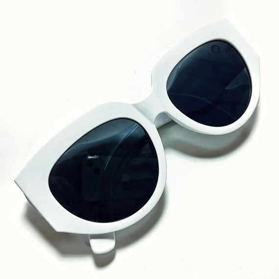 1970s Retro Vintage Style CATEYE Round Shaped Oversized  display picture 1
