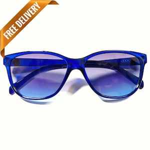 1970s Vintage Style Slim Square Blue Translucent Sunglasses