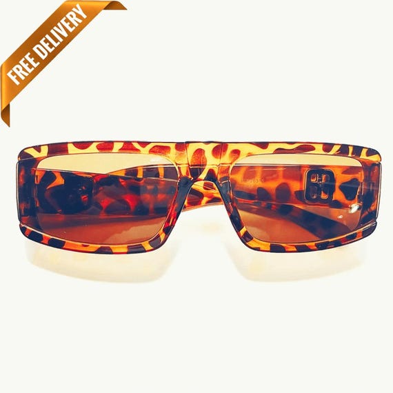 1970s Vintage Style Brown Leopard Print Oversized Sunglasses 