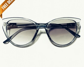 Retro 1970s Vintage Style FOXY Black Detail Oversized Square Sunglasses