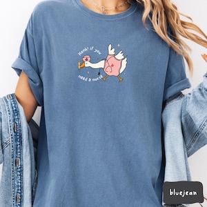 Comfort Colors Honk Nurse Goose Tシャツ - 面白いER看護師ギフト