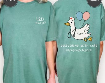 Maglietta per infermiere Comfort Colors L&D: maglietta con grafica Goose