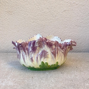French antique Majolica lilac parrot tulip Jardiniere by Delphin Massier, Vallauris. Circa 1890. Earthenware in glossy colors. Art Noveau.