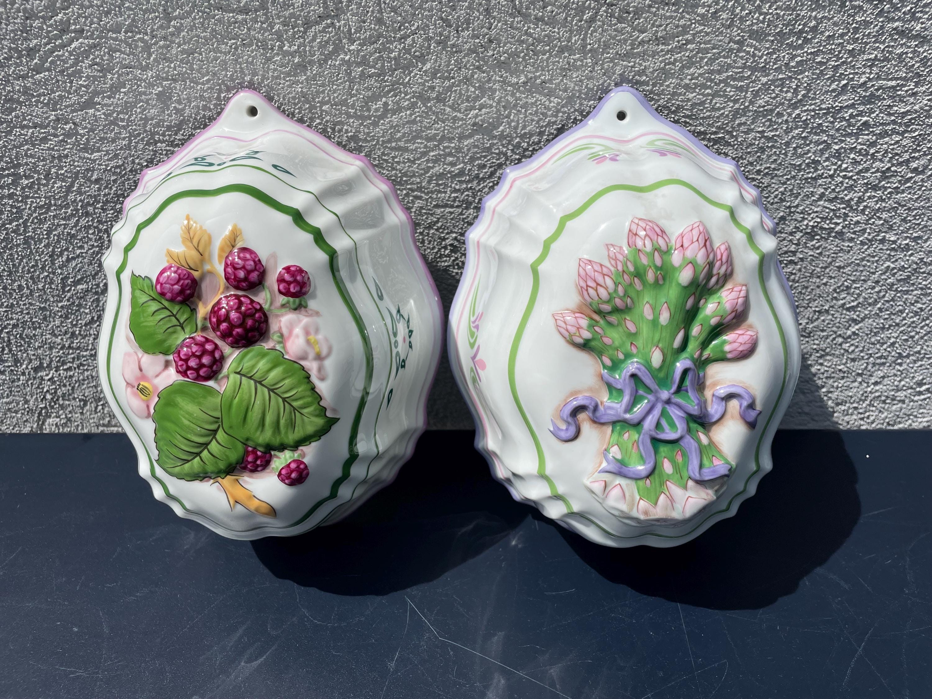 Lot De 6 Moules Décoratifs En Faïence – Le Médailler Franklin – Multicolore – Mural