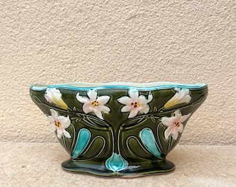Gustave De Bruyn Fives Lille Vintage French jardiniere Antique Majolica Faience art nouveau piece. Fantastic colors and brilliance.