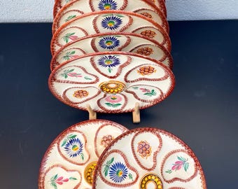 Beautiful oyster plates Henriot HB Quimper. Vintage faience earthenware, hand painted. Signed. Eight pieces. Price is for one plate