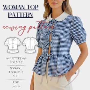 Może przedstawiać: Niebiesko-biały top w kratę z białym kołnierzem i detalami w postaci kokardek. Obraz zawiera wzór do szycia z tekstem "WOMAN TOP PATTERN" oraz informacjami o rozmiarze: XXS-4XL, US00-US16. Wzór jest w formacie PDF.