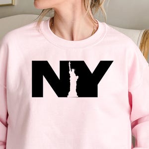 New York City Sweatshirt New York City Gift New York City Pullover Crewneck Sweatshirt NYC Sweatshirt Travel Outfit, NYC City Lover Shirt