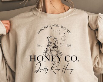Vintage Hundred Acre Woods Honey Co Sweater,Retro Winnie The Pooh est 1926 Pullover Crewneck,Walt Disney World,Classic Pooh Bear,Dısney Tee