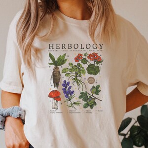 Botanical Shirt,Herbology Shirt, Herbology Plants Shirt, Plant Lover Shirt,Gardening Shirt, Gift For Plant Lover,Plant Wizard Pottery Shirt