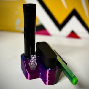 Puffco Pivot glass Adapter stand