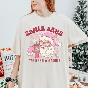Santa Baddie Christmas T-Shirt, Christmas in July Shirt, Festive Gift for Girlfriend, Boojee Cup Shirt, Holiday Ugly Xmas Comfort Colors