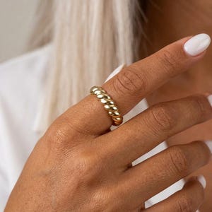 Twisted Band Ring, Adjustable Size, Elegant Gold, Silver, or Rose Gold Finish, Stylish for Stacking or Everyday Wear