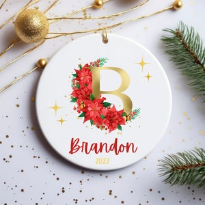 Adorno de nombre de letra inicial de oro, adorno familiar de 2023, adorno inicial personalizado, adorno personalizado, regalo de Navidad, recuerdo familiar