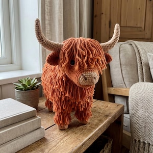 Virkmönster för amigurumi från Highland Cow, bondgårdsdjur, leksak i PDF-format