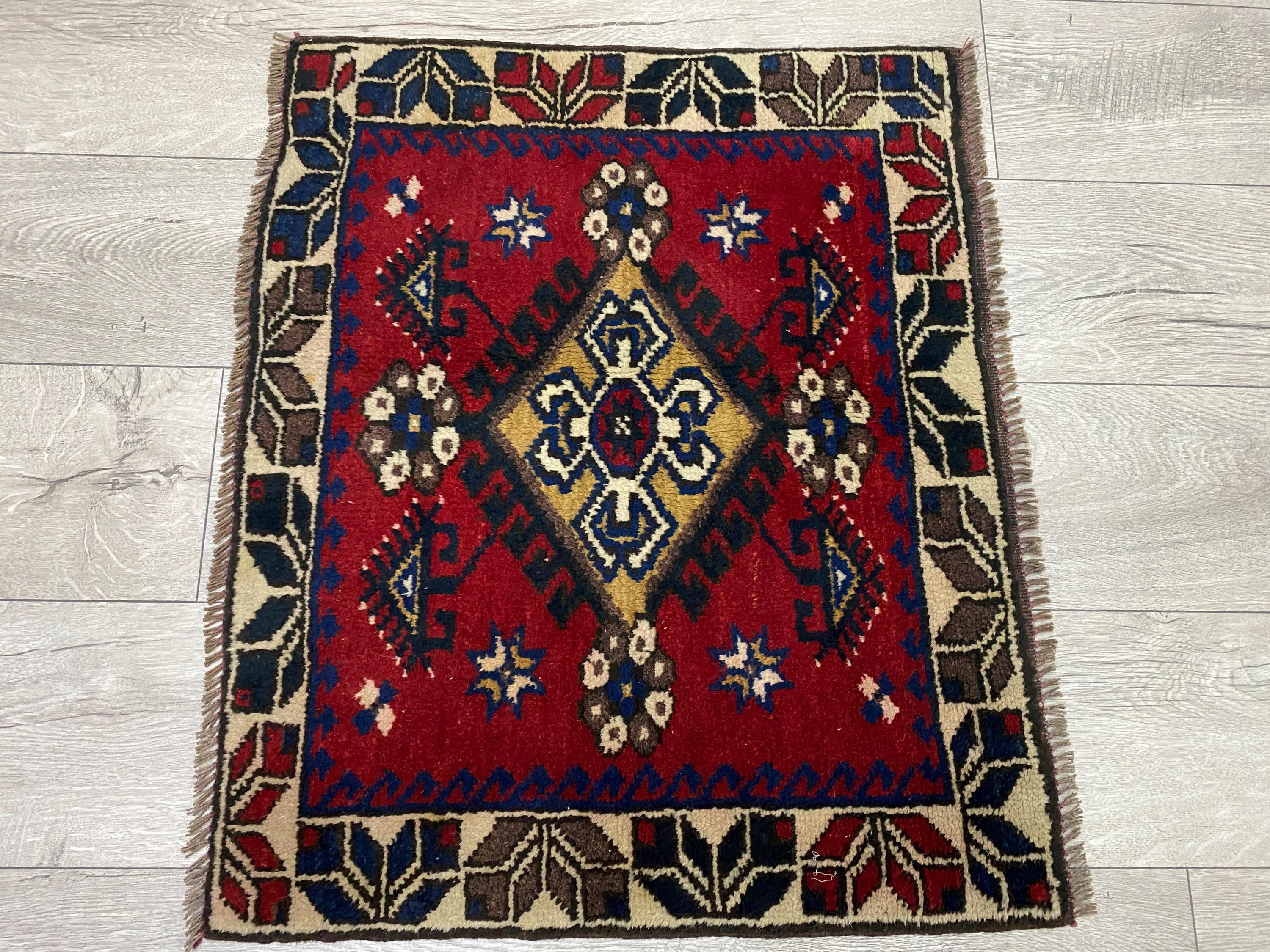 Red Square Rug Texture 2x2 Red Square Rug, 2x2 Small Rug, 2x2 Turkish Rug, 2x2 Vintage Rug ...