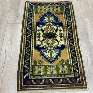 2x3 Unique rug, 2x3 Small rug, 2x3 Doormat rug, 2x3 Mini rug, 2x3 Turkish rug, 2x3 Vintage rug, 2x3 Bath rug, 2x3 Oushak rug, 1.9x3.3 ft