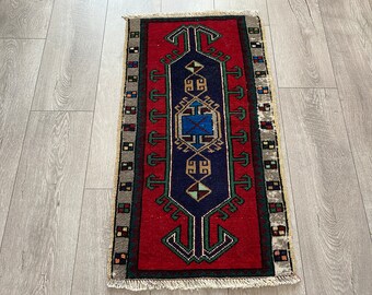 1.5x2.8 ft, Oriental rug, Vintage rug, Small rug, Handmade rug, Turkish rug, Bohemian rug, Doormat rug, Bath rug, Oushak rug, Boho decor rug
